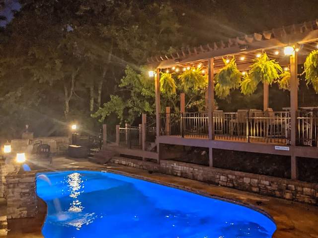 Pool shared with 2 other homes