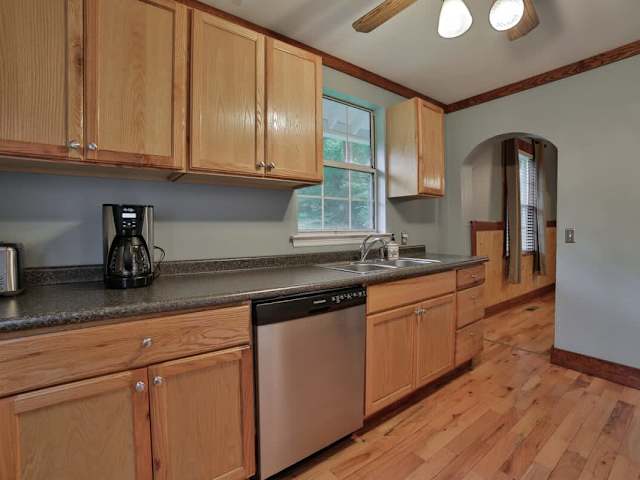 Wauhatchie Blue House