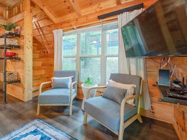 Ani Cabin