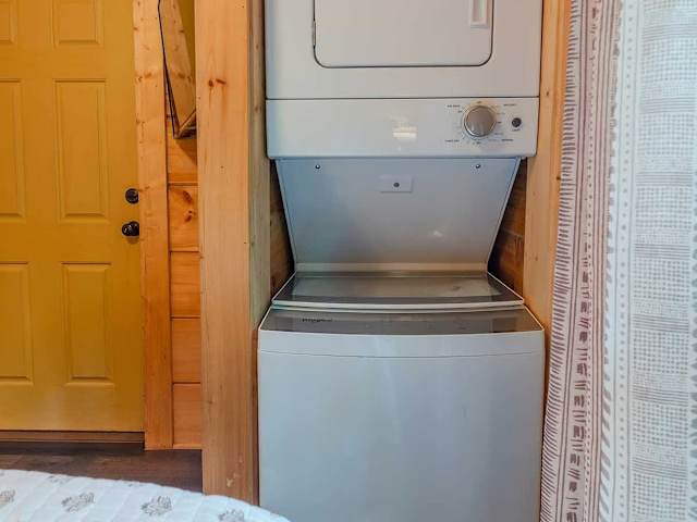 Ani Cabin