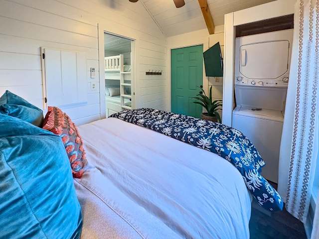 Sophie Cabin