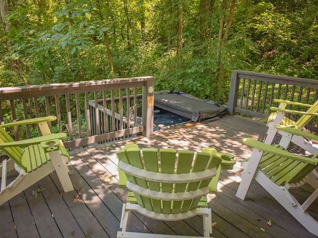 Sophie Cabin