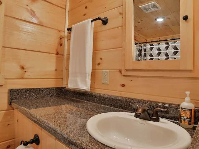 Eden Cabin
