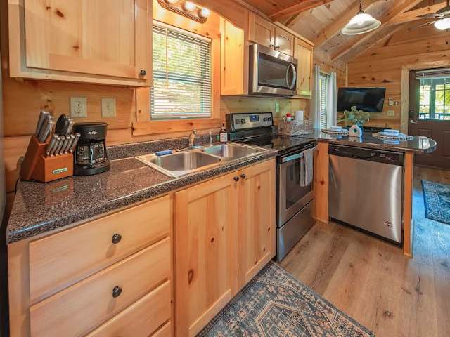 Ryon Cabin