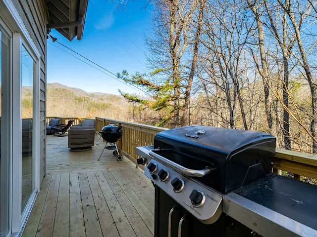 Blue Ridge Bungalow - Amazing Views of the Smokies