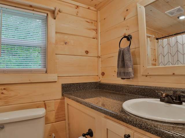Lena Cabin