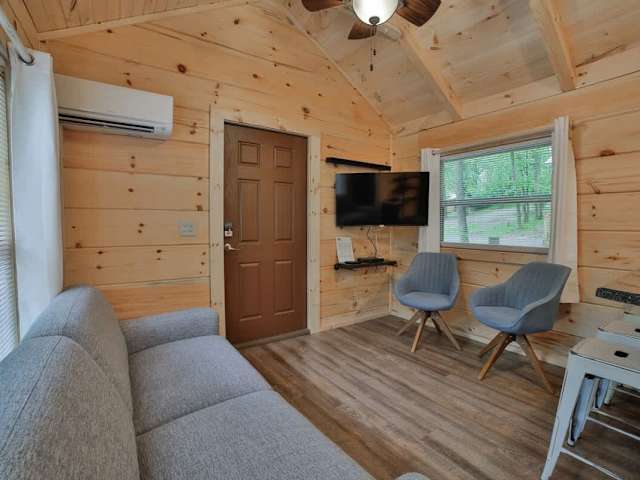 Lena Cabin