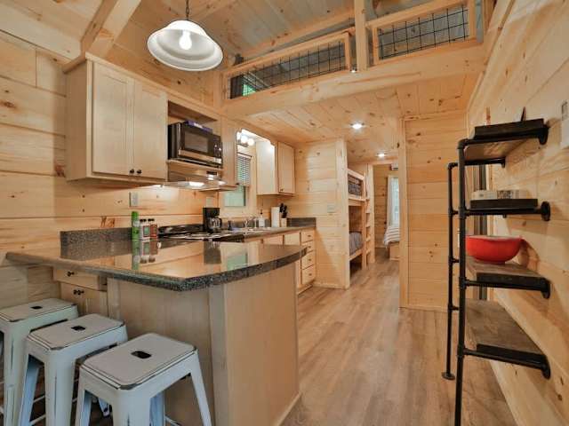 Lena Cabin