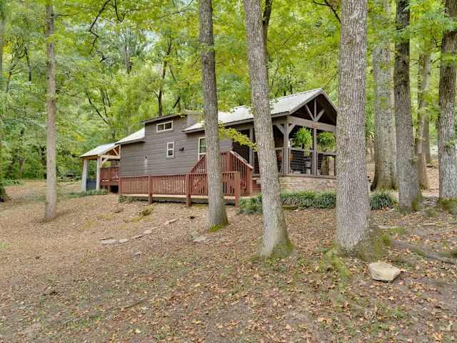 Pops Cabin