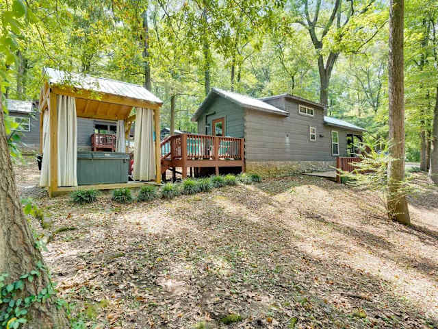Pops Cabin