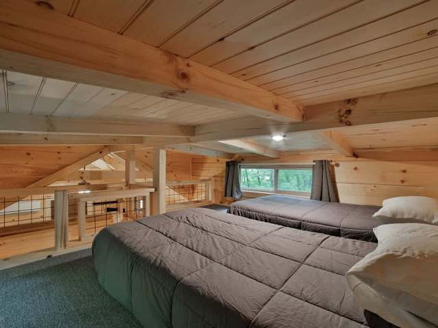 Low ceiling (4ft) lofted bedroom. Great for kids!