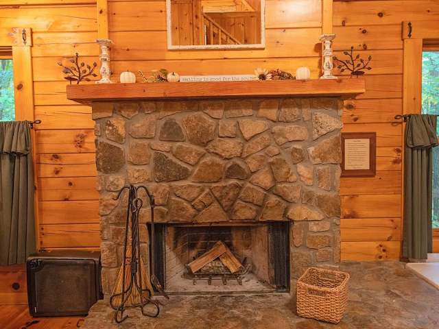 Cherokee Ridge Cabin