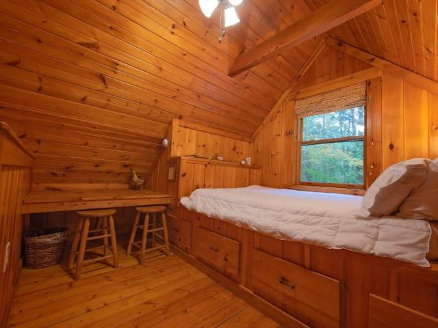 Cherokee Ridge Cabin