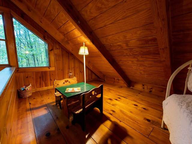 Creek Crest Cabin 