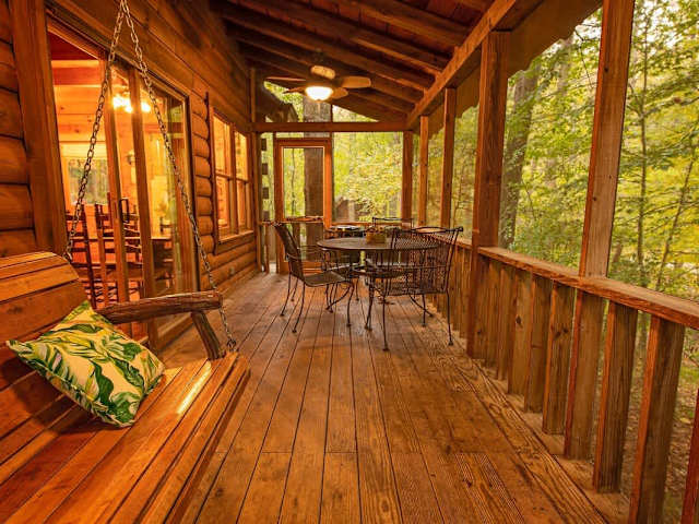 Creek Crest Cabin 