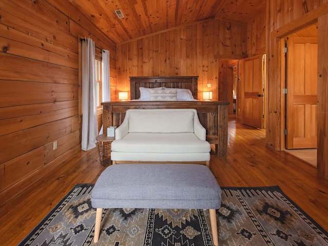 Chilhowee Cabin Cabin