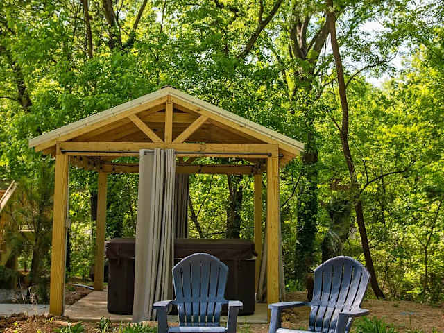Private hot tub with cabana.