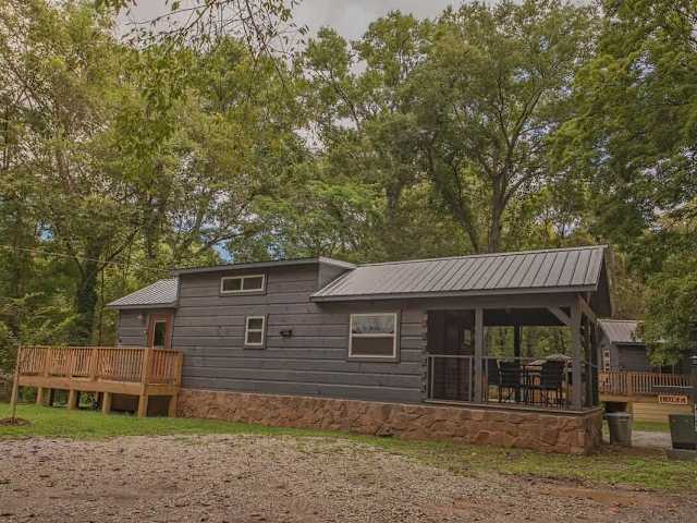 Luke Cabin