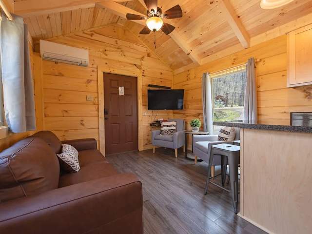 Meg Cabin