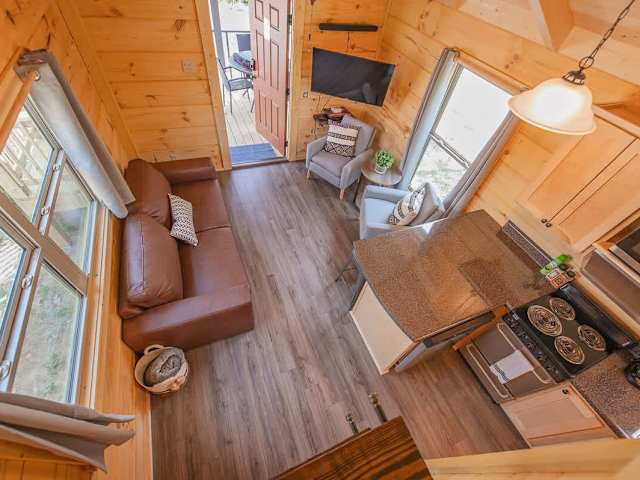 Meg Cabin