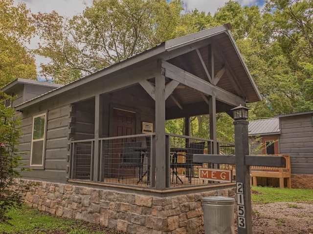 Meg Cabin