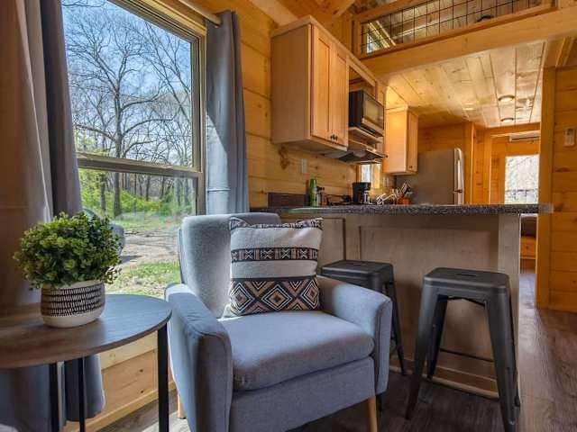 Meg Cabin