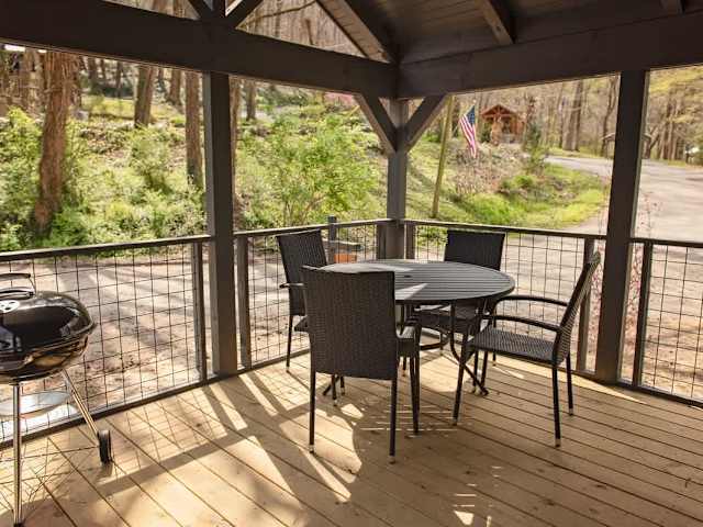 Meg Cabin