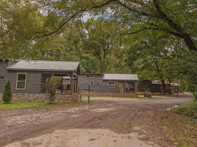 Meg Cabin