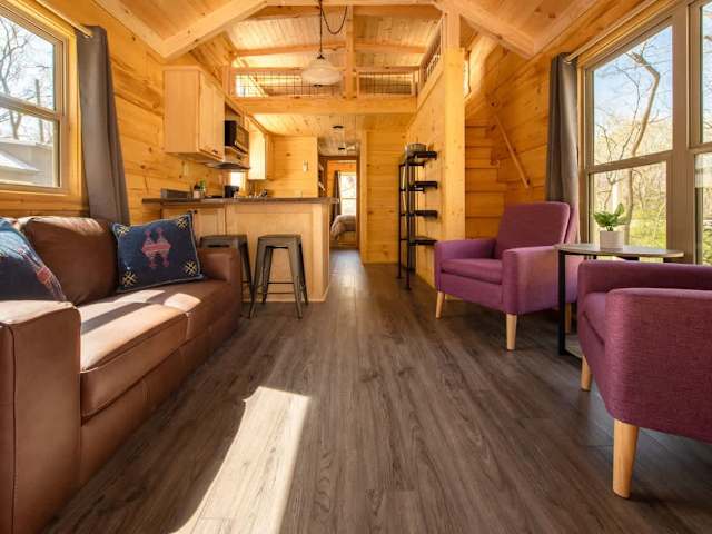 Maggie Cabin