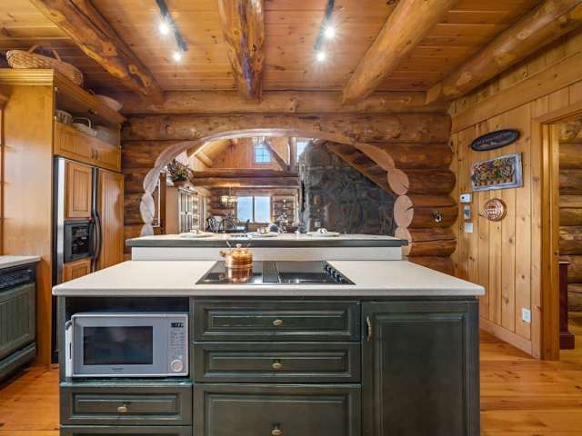 Private 40 Acre Mountaintop with 360 views - Col