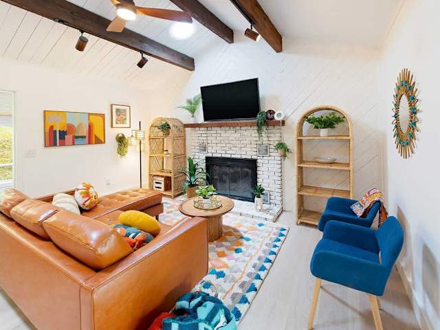 Sunburst Hideaway by Pigeon River, Lake Logan