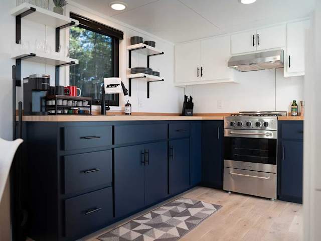 Foster Falls - Tiny Home with Mountain Views
