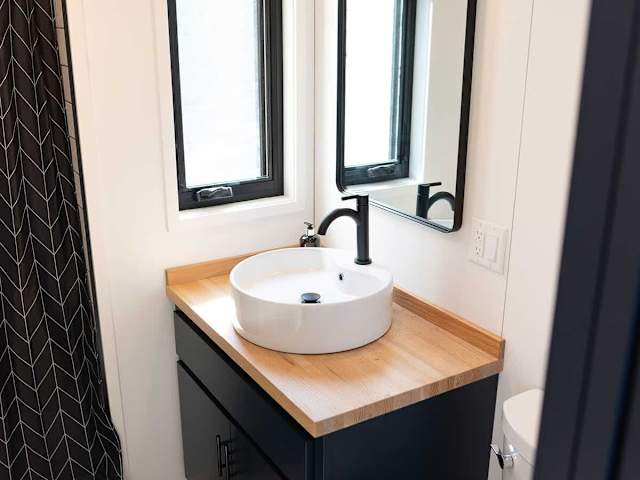 Foster Falls - Tiny Home with Mountain Views