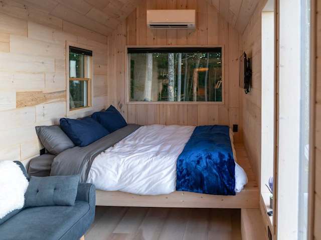Little Rock City - Tiny Home with Mountain Views