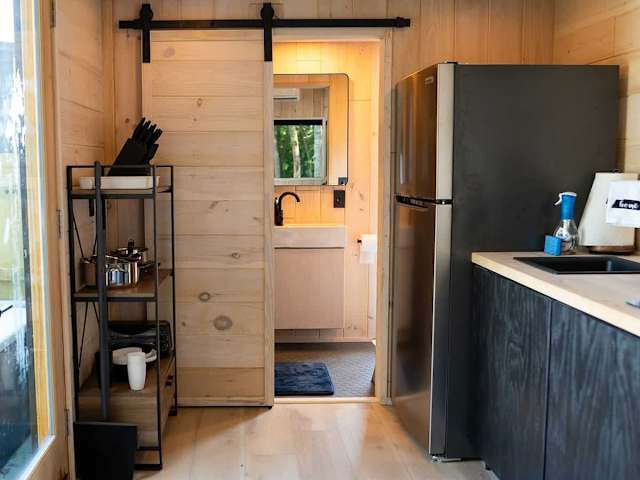 Little Rock City - Tiny Home with Mountain Views