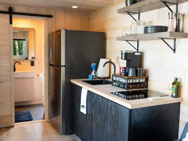 Little Rock City - Tiny Home with Mountain Views