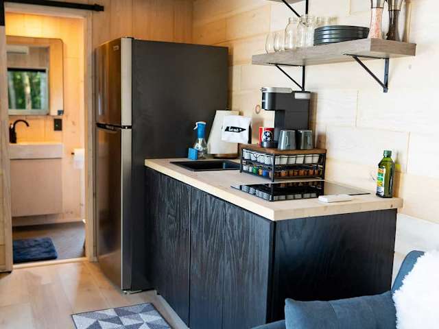 Little Rock City - Tiny Home with Mountain Views