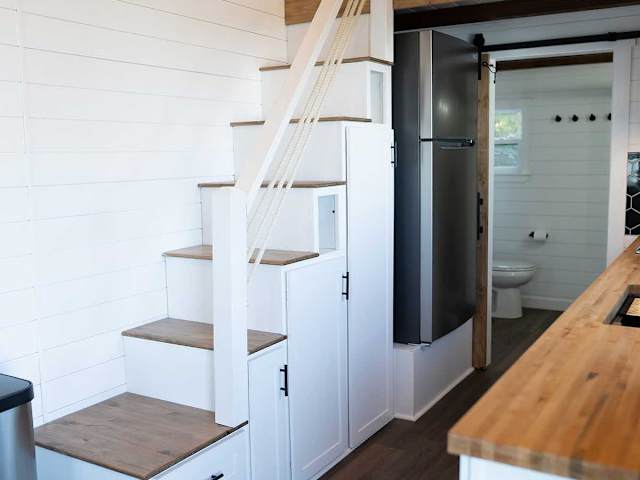 Leda - Tiny Home with Mountain Views
