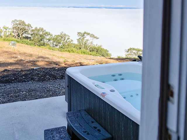 Leda - Tiny Home with Mountain Views