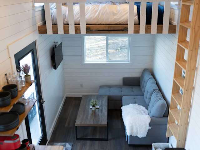Leda - Tiny Home with Mountain Views