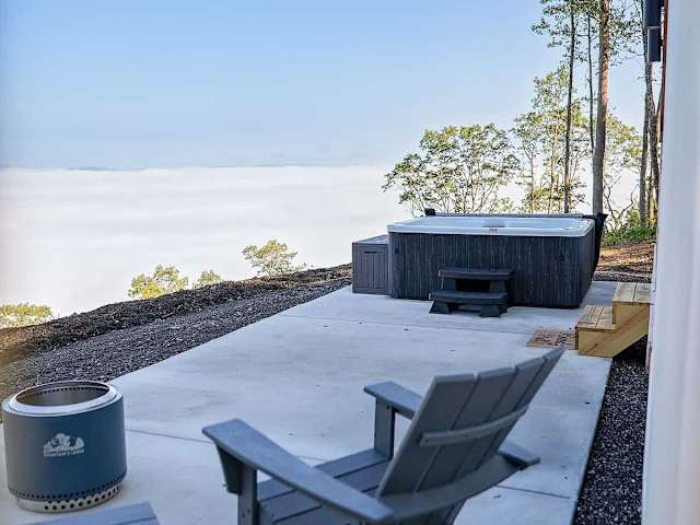 Leda - Tiny Home with Mountain Views