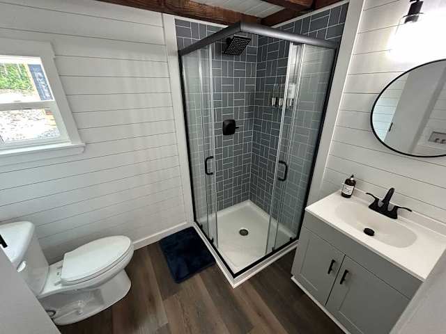Leda - Tiny Home with Mountain Views