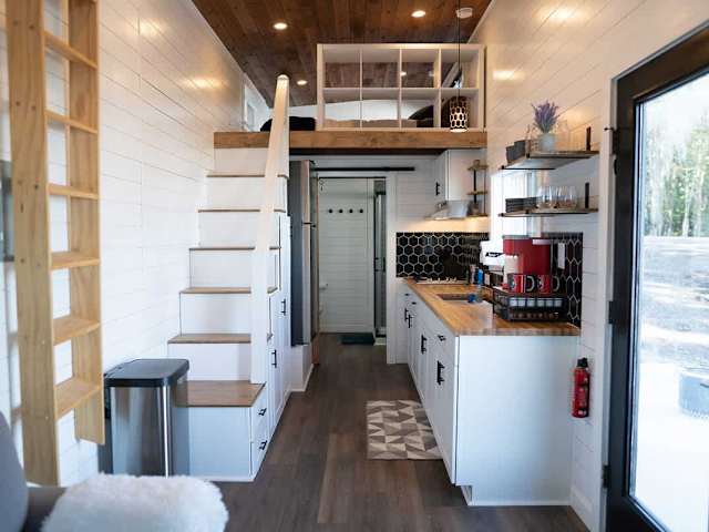 Leda - Tiny Home with Mountain Views