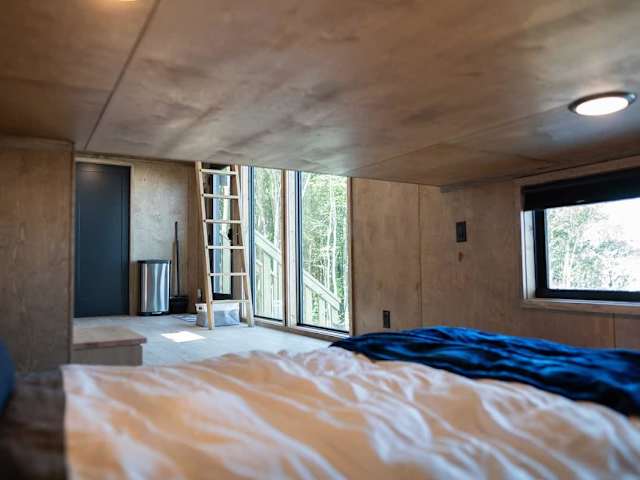 Tennessee Wall - Tiny Home with Mountain Views