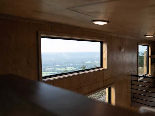 Tennessee Wall - Tiny Home with Mountain Views