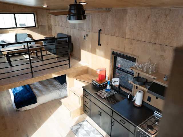 Tennessee Wall - Tiny Home with Mountain Views