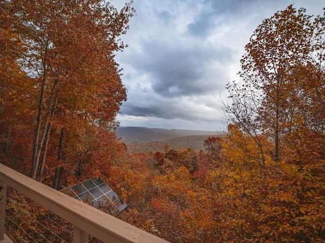 Eagle's Nest Luxury Glamping Dome