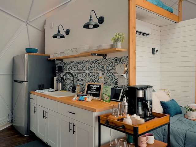 Eagle's Nest Luxury Glamping Dome