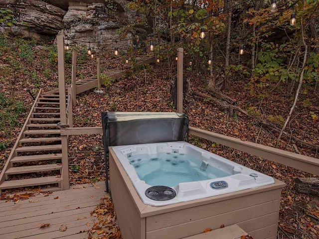 Eagle's Nest Luxury Glamping Dome