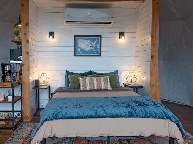 Eagle's Nest Luxury Glamping Dome